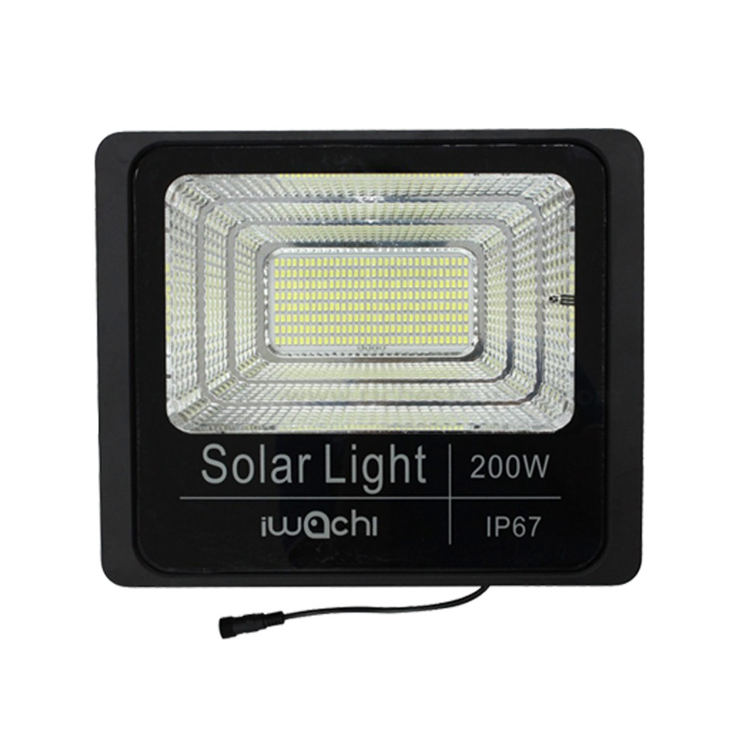 สปอร์ตไลท์โซล่าเซลล์ LED 200W IWACHI IP67